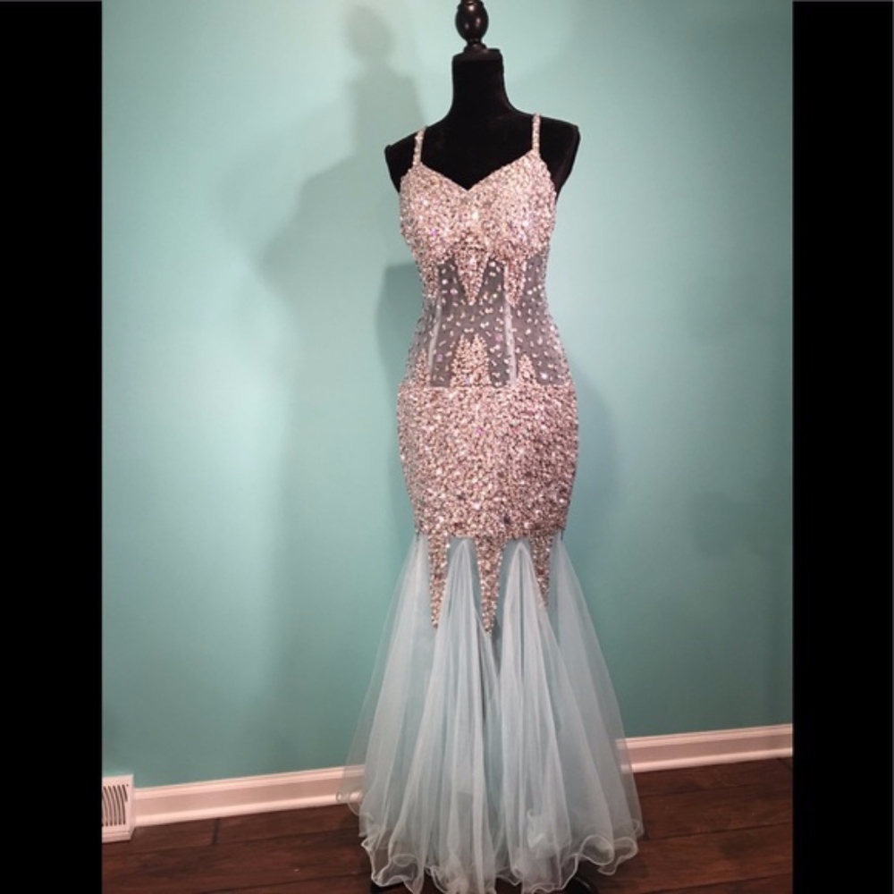 Sparkly Embellished Mermaid Gown Size 6